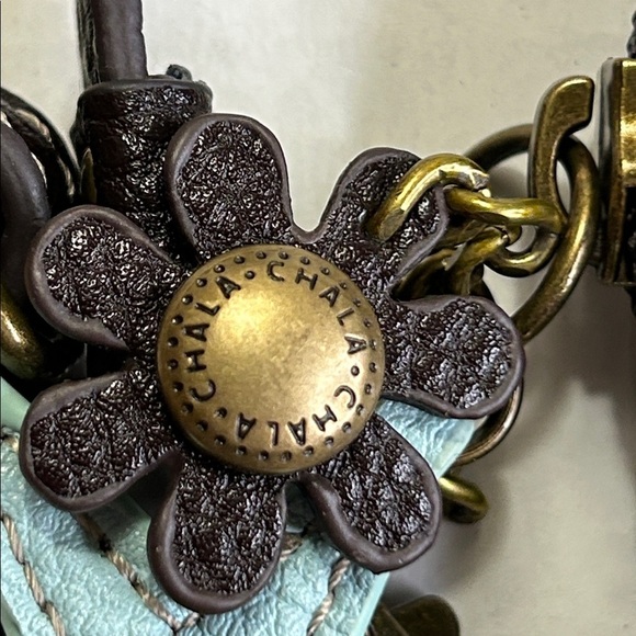 CHALA VEGAN GREEN/BLACK SEA TURTLES CONVERTIBLE POUCH CROSSBODY HANDBAG - Picture 16 of 16